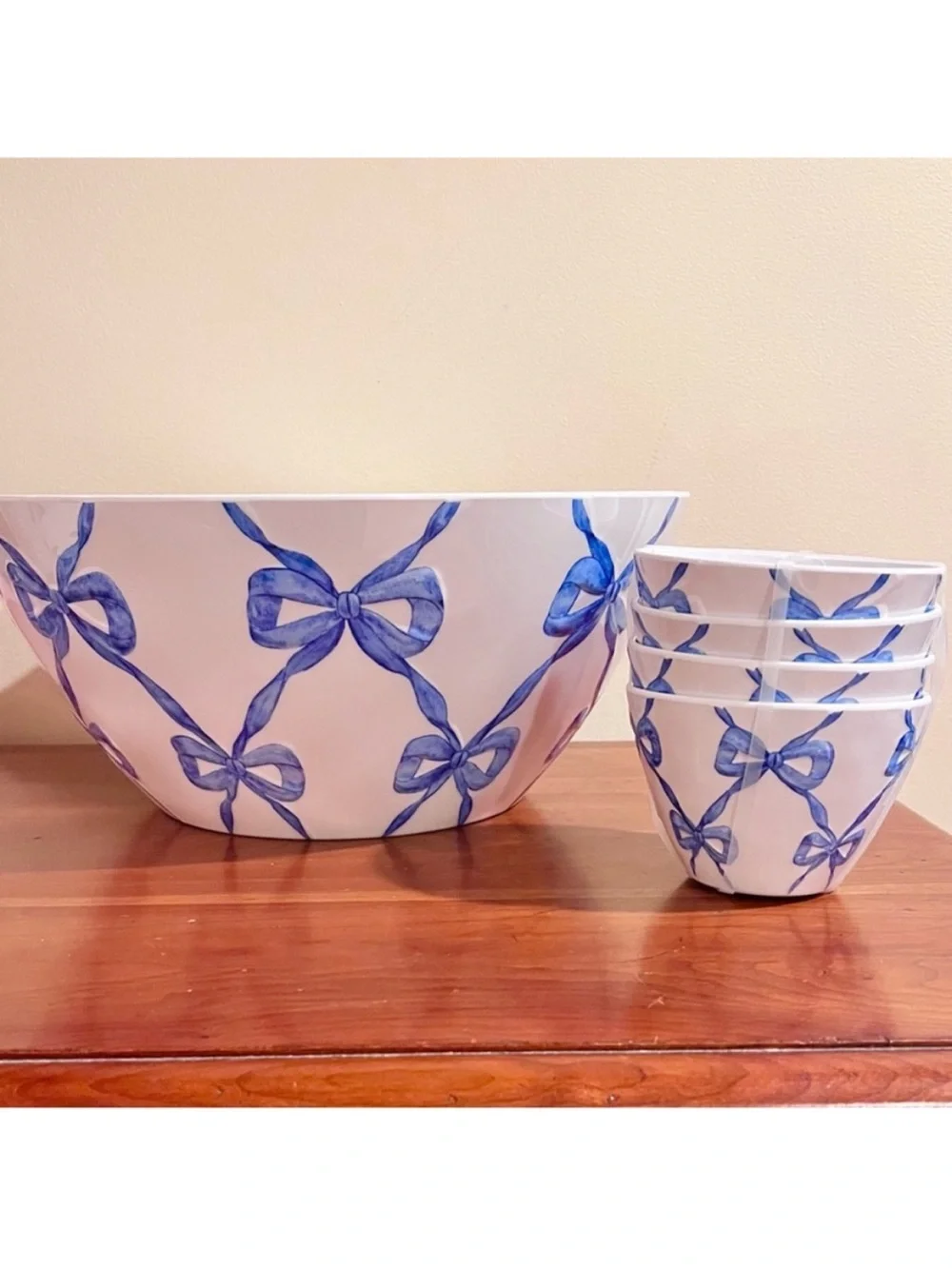 🆕-Shabby Chic- Blue Bow Coquette Melamine 5-Piece Bowl Set.